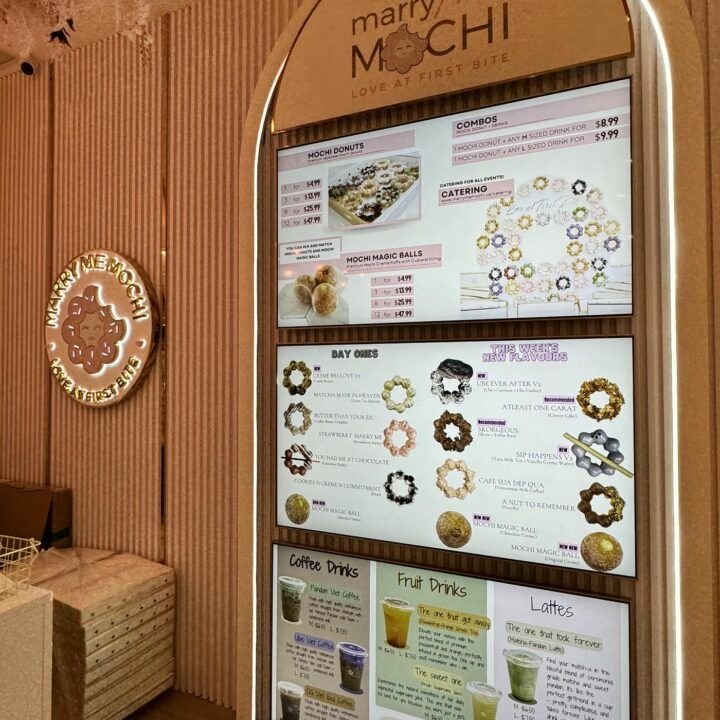 Marry Me Mochi Retail10